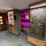 Adler 4*