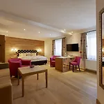 アドラー 4* オーバーシュタウフェン