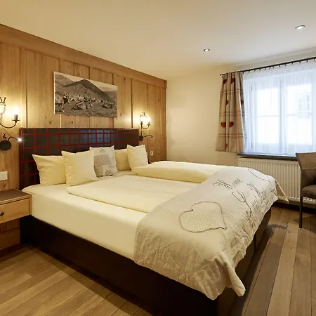 Hotel Adler 4*