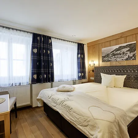 Hotel Adler 4*