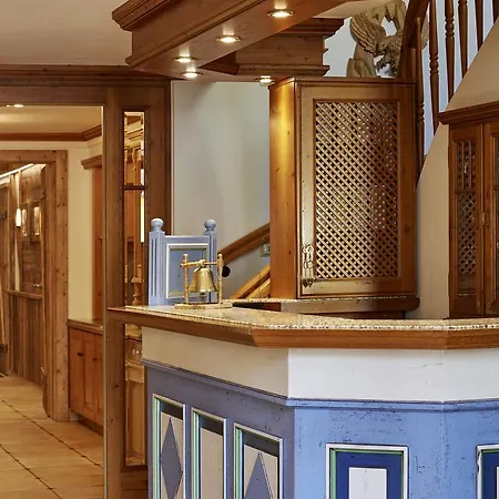 Hotel Adler