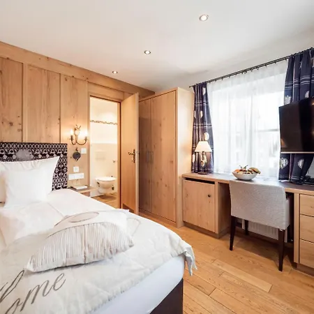 Hotel Adler 4*