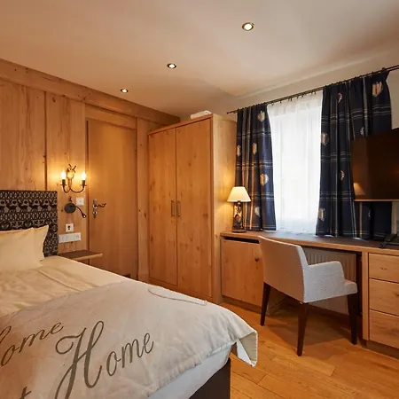 Adler Hotel 4*